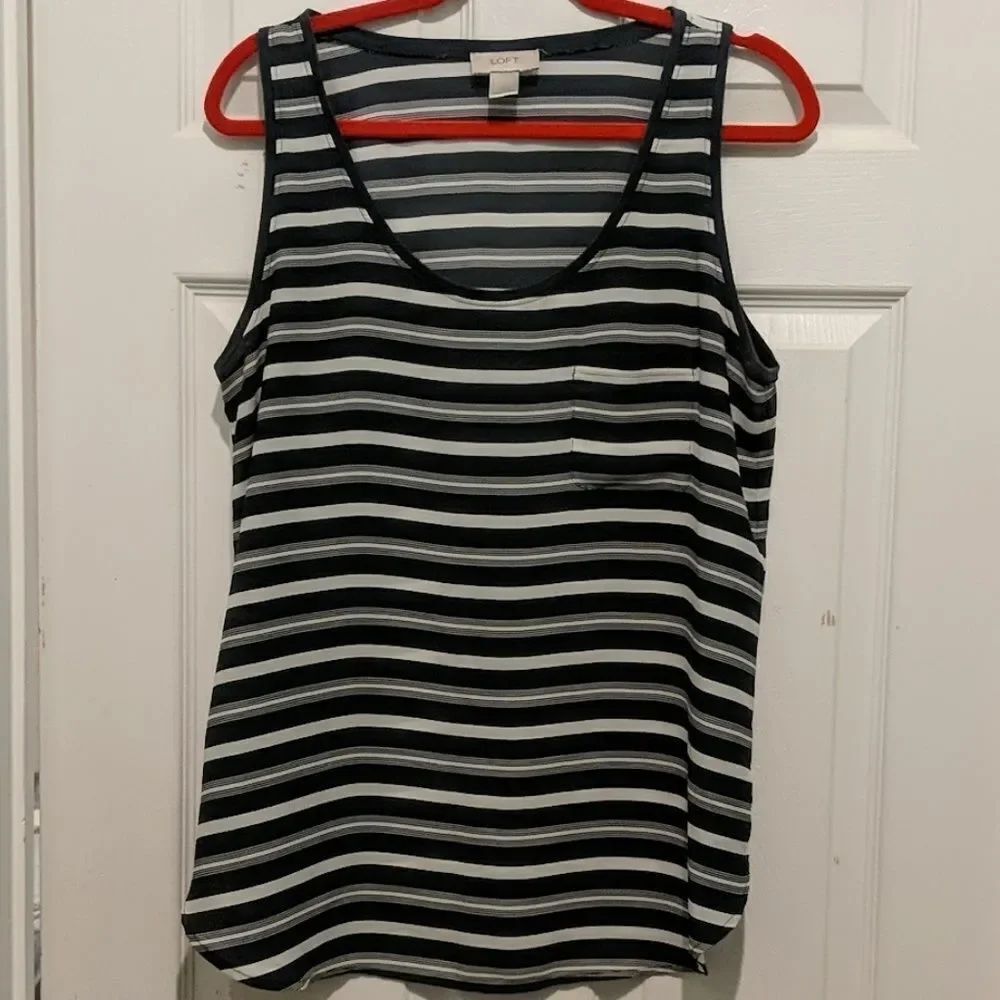 Ann Taylor Loft dark gray white top Sz L EUC